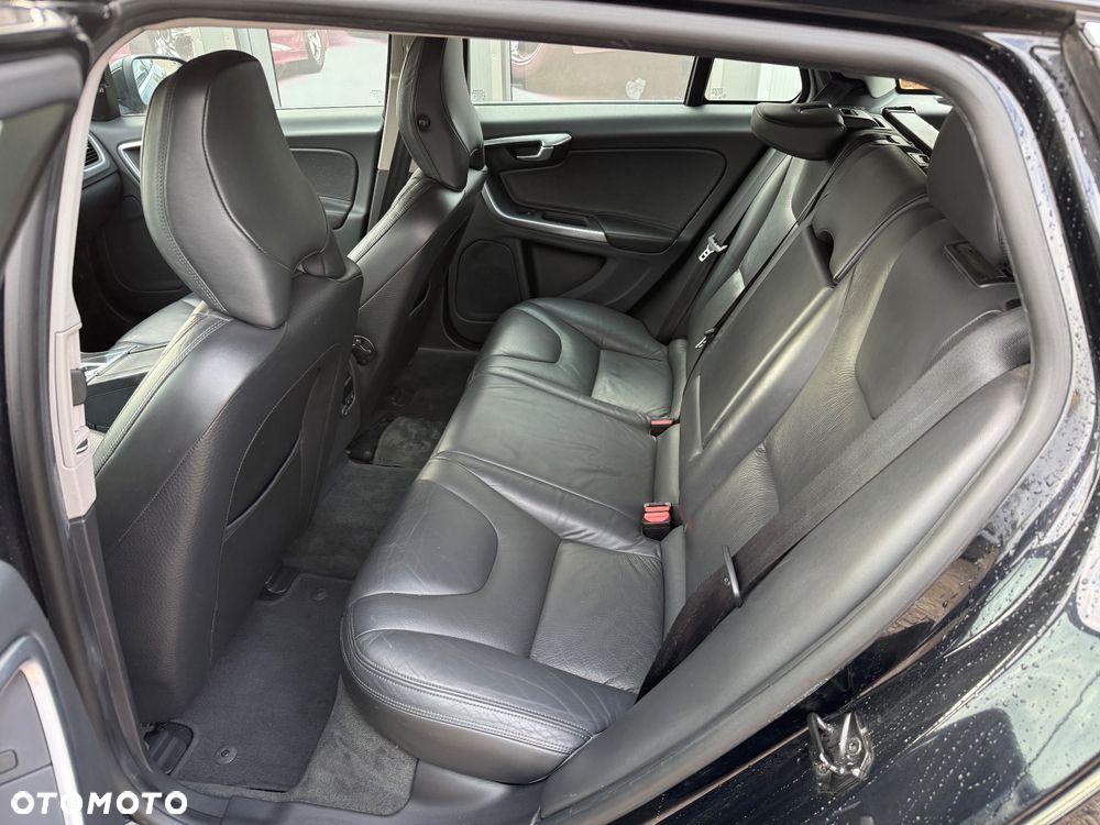 Volvo V60 - 34