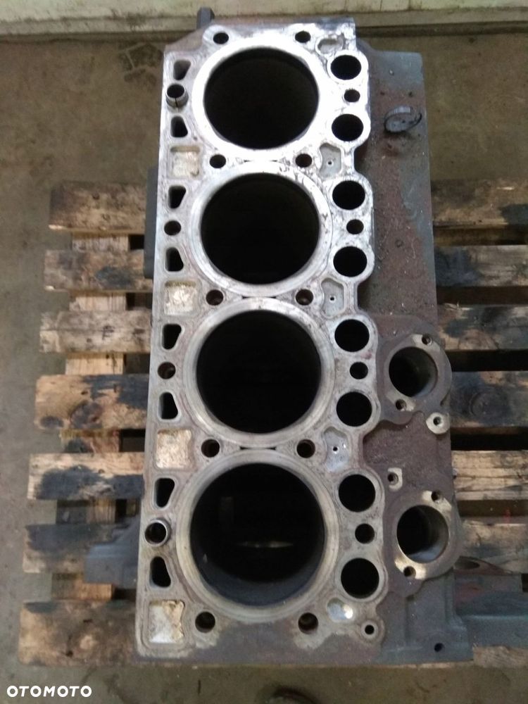 BLOK SILNIKA RENAULT DXI 5 180-EU V 11352642 - 4