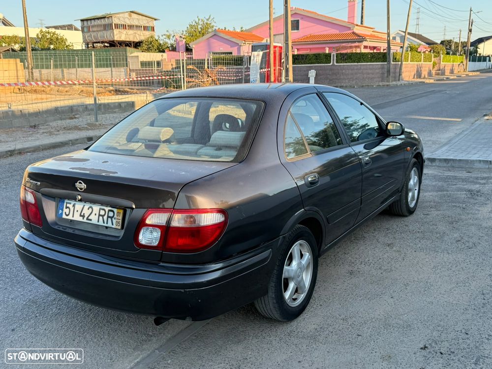 Nissan Almera 1.5 Luxury - 6