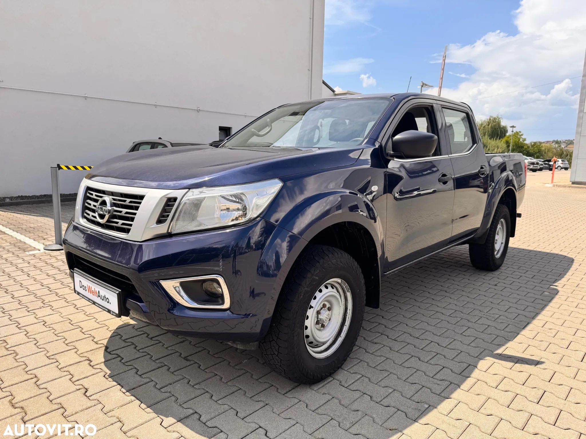 Nissan Navara 2.3 dCi Chassis Double Cab Visia - 1