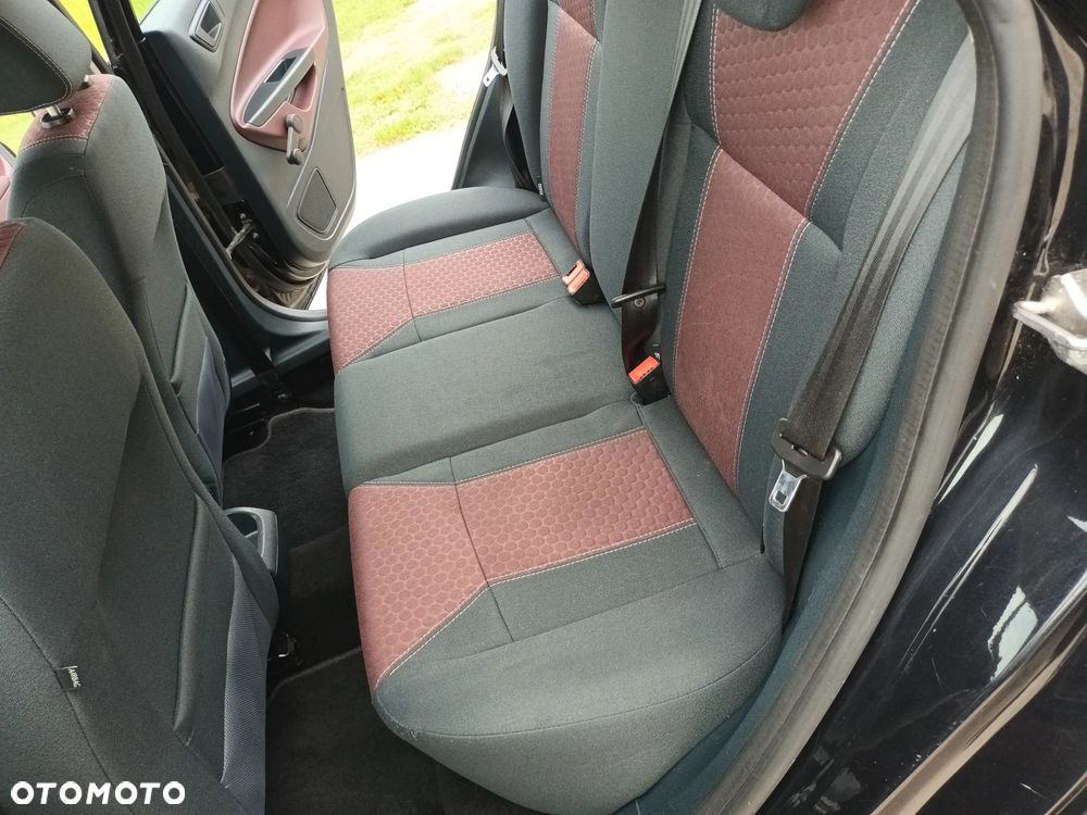 Ford Fiesta 1.4 Titanium X - 17