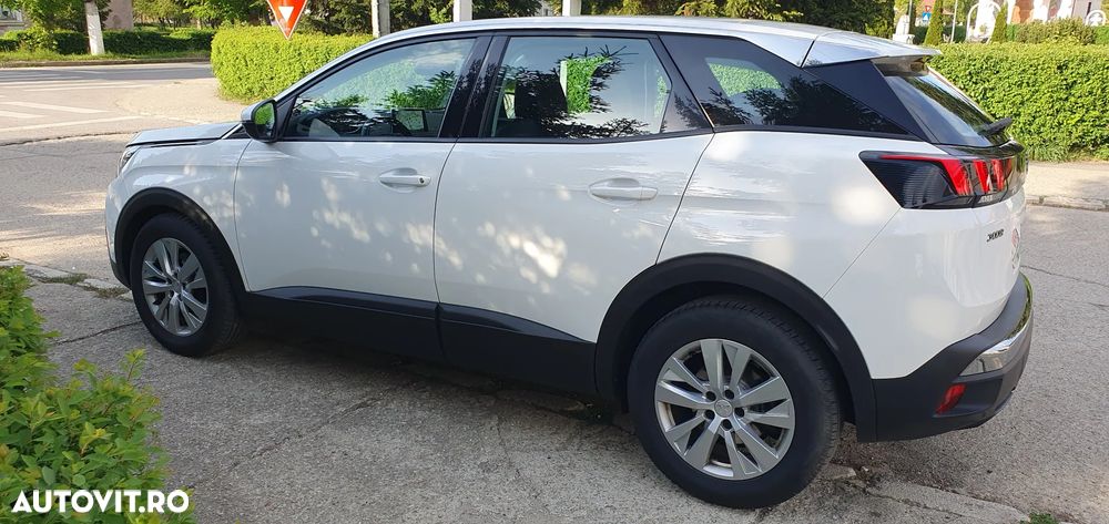 Peugeot 3008 PureTech 130 Stop & Start GPF EAT8 Active Business-Paket - 8