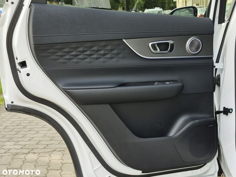 Chery Tiggo 8 1.5 T-GDI Super Hybrid Comfort DCT - 24