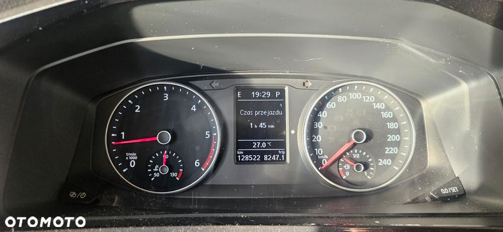 Volkswagen Multivan - 7