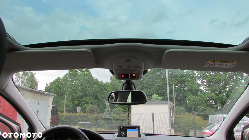 Peugeot 3008 1.6 BlueHDi Allure S&S EAT6 - 12