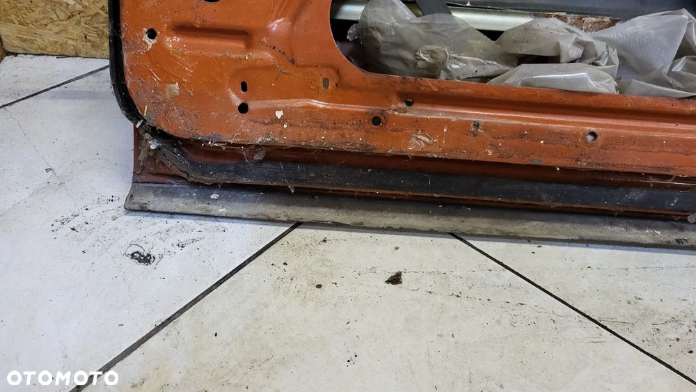 Drzwi Kompletne Prawy Tył Mercedes W123 Kombi Bez Rdzy - 14