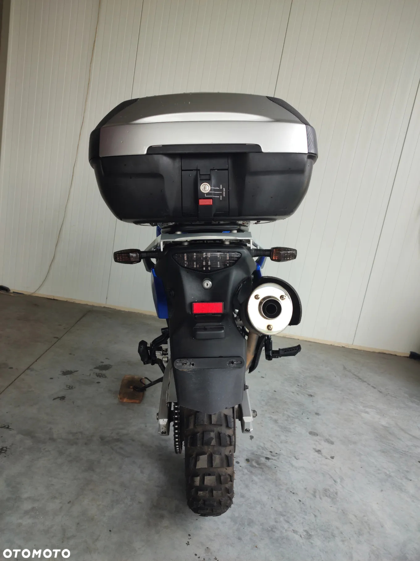 Suzuki DL - 8