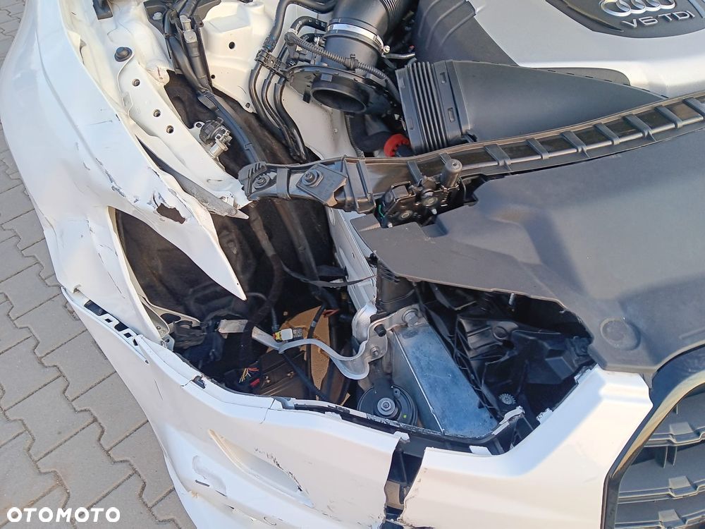 Audi A6 Avant 3.0 TDI quattro tiptronic - 22