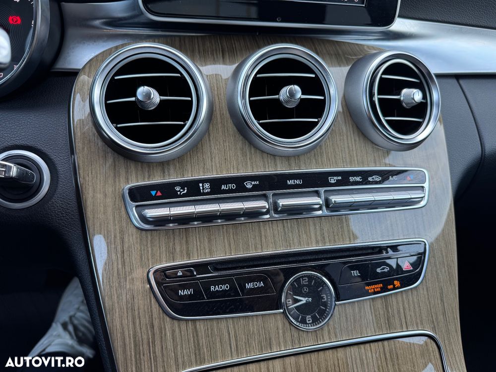 Mercedes-Benz C 220 (BlueTEC) d 7G-TRONIC Avantgarde - 25