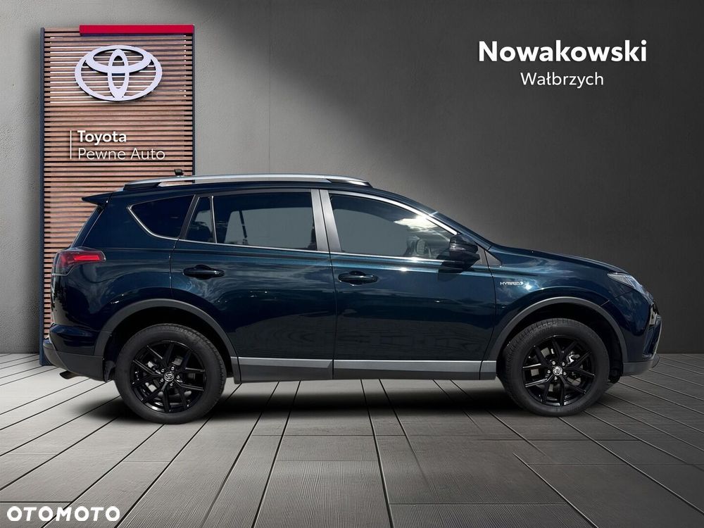 Toyota RAV4 Hybrid Premium 4x2 - 6