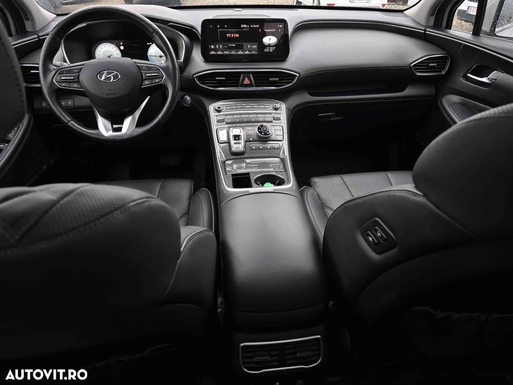 Hyundai Santa Fe - 18