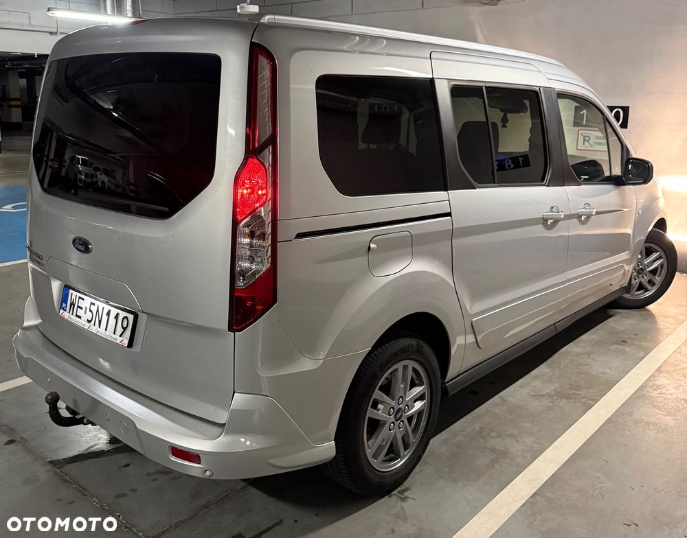 Ford Tourneo Connect Grand - 13