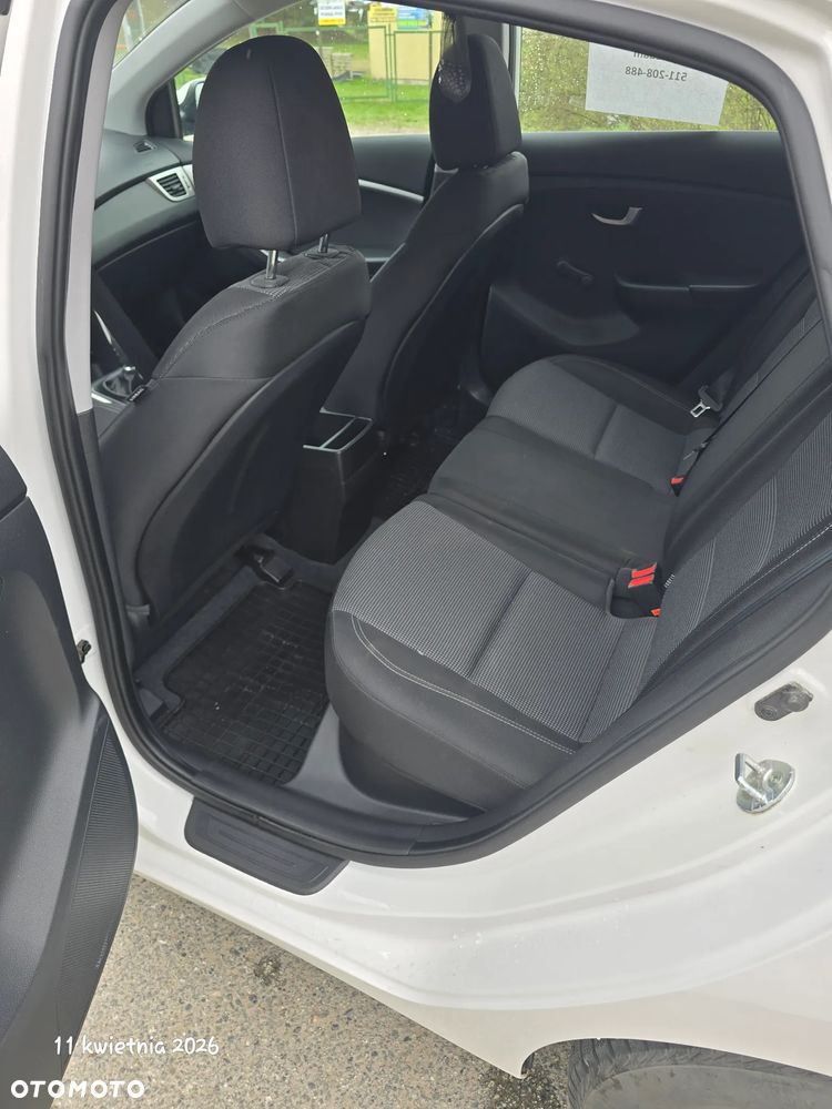 Hyundai i30 1.4 Classic - 8