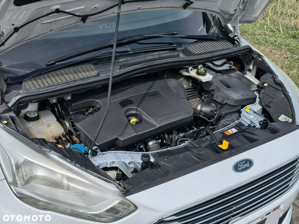 Ford Grand C-MAX - 23