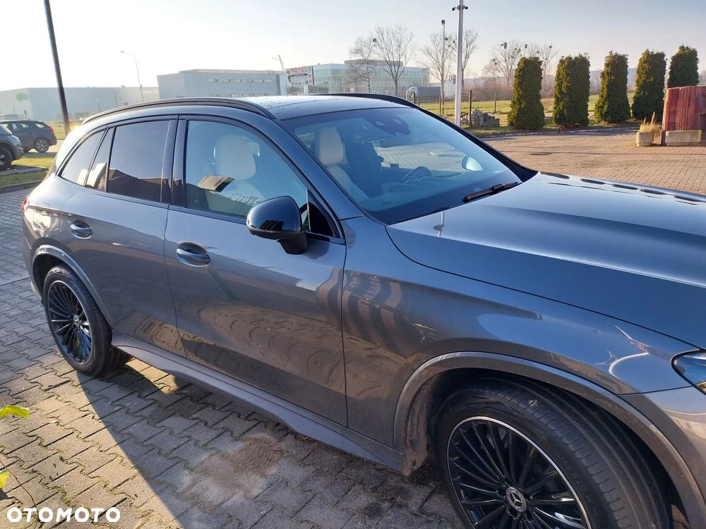 Mercedes-Benz GLC - 2