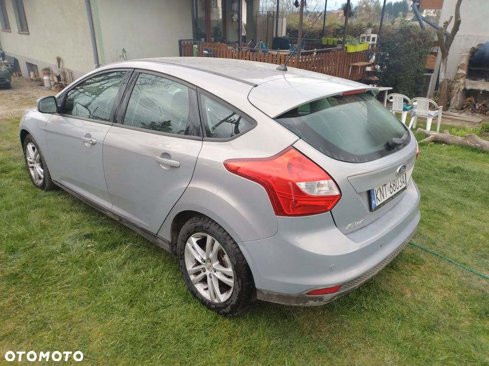 Ford Focus - 11