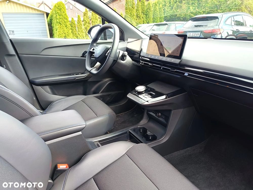 MG 4 Luxury 64 kWh - 30