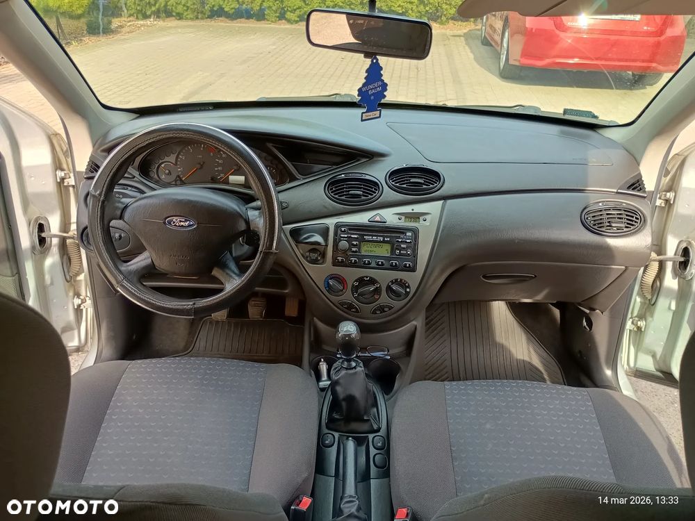 Ford Focus 1.8 TDCi Comfort - 12