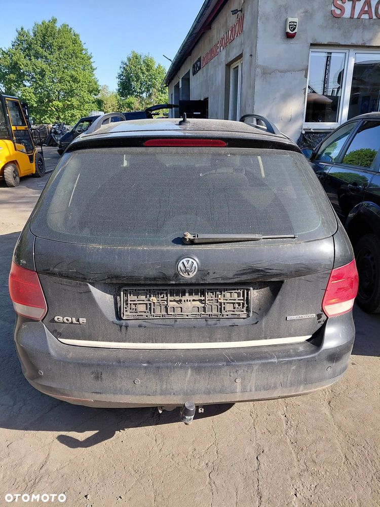 Na części: Volkswagen Golf  Rok 2009 Pojemność 1896 Moc 77 kw Diesel - 4