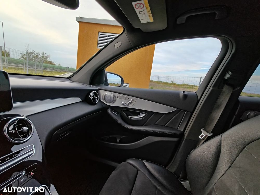 Mercedes-Benz GLC 350 d 4MATIC 9G-TRONIC AMG Line - 33