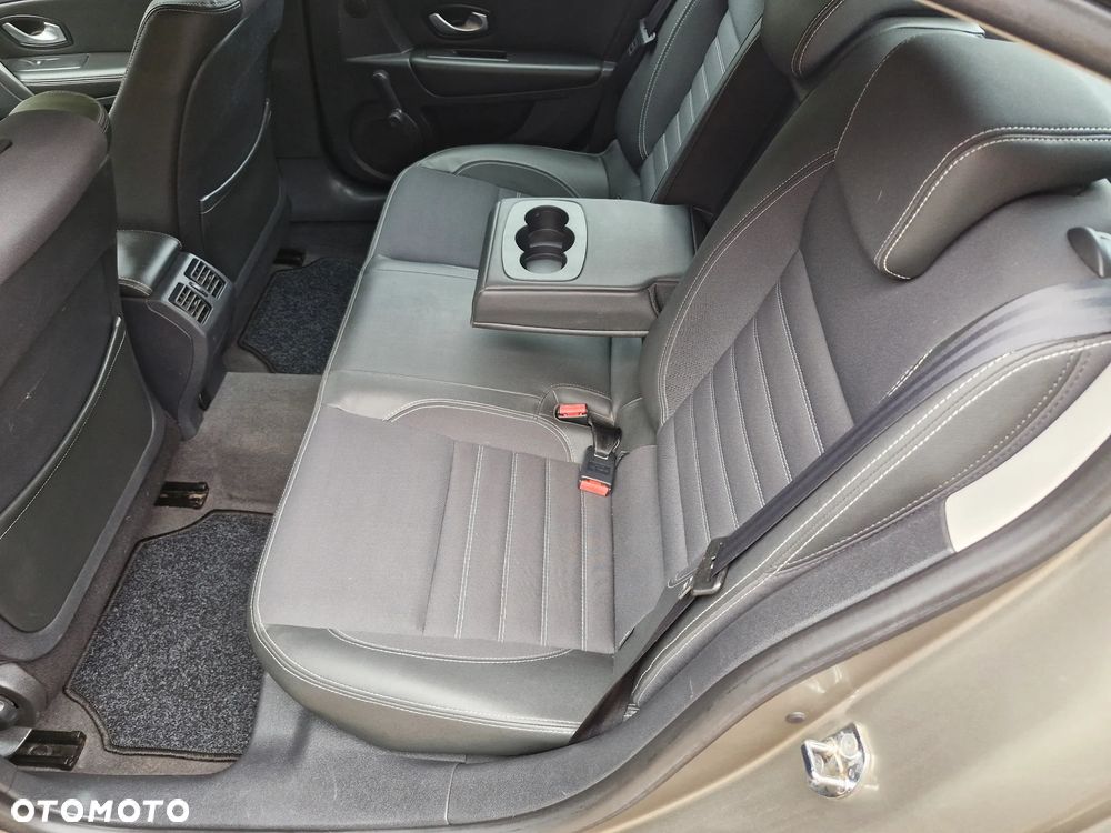 Renault Laguna 2.0 Limited - 9