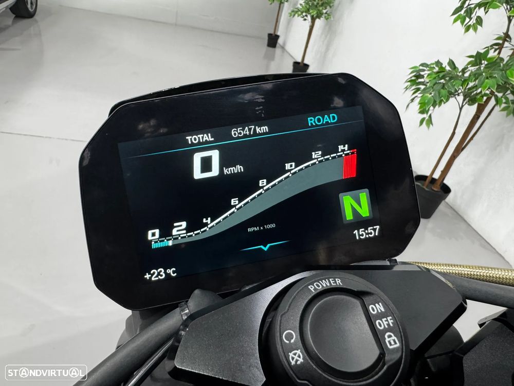 BMW M 1000 R Competition - 15