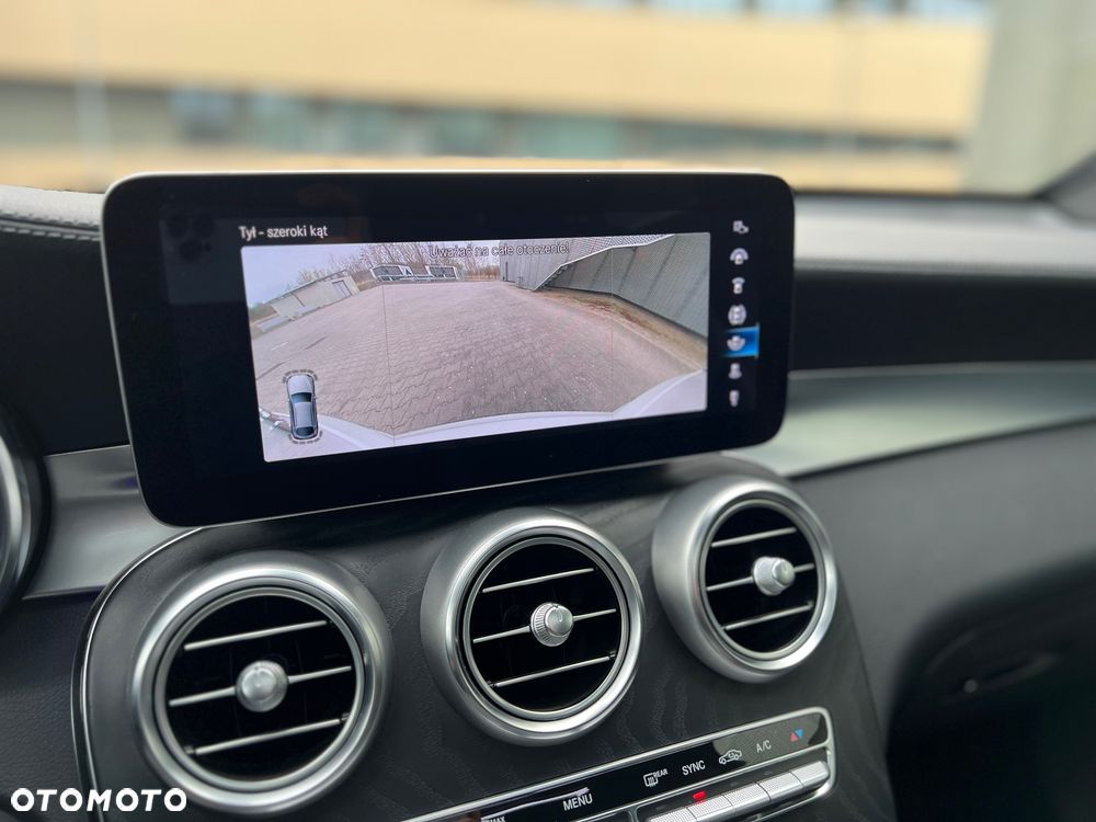Mercedes-Benz GLC 220 d 4-Matic - 37