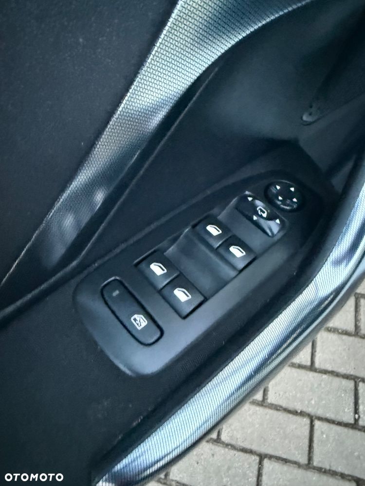 Peugeot 2008 PureTech 110 Style - 15