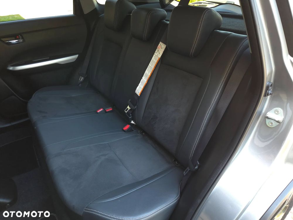 Suzuki Vitara 1.6 Premium 4WD - 37