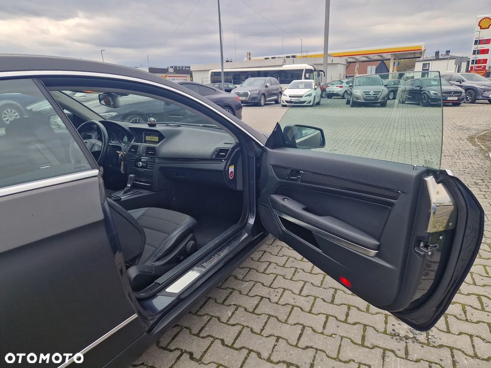 Mercedes-Benz Klasa E - 22