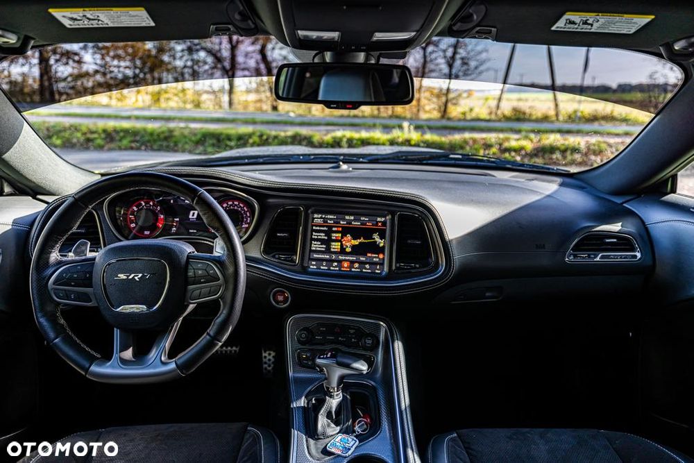 Dodge Challenger - 20