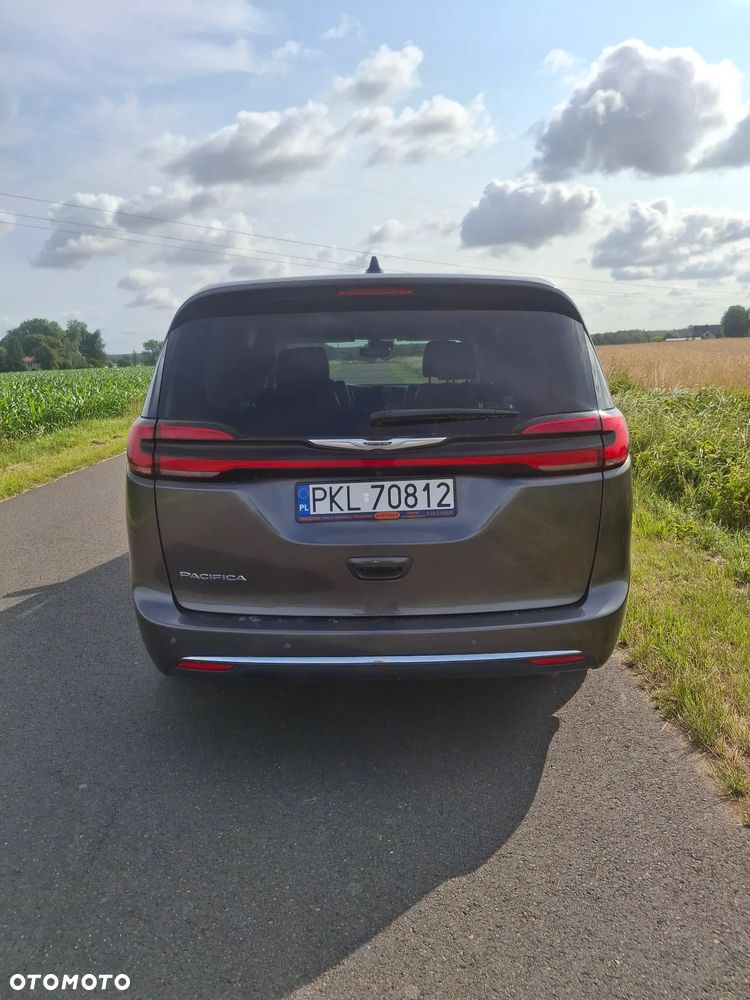 Chrysler Pacifica - 6