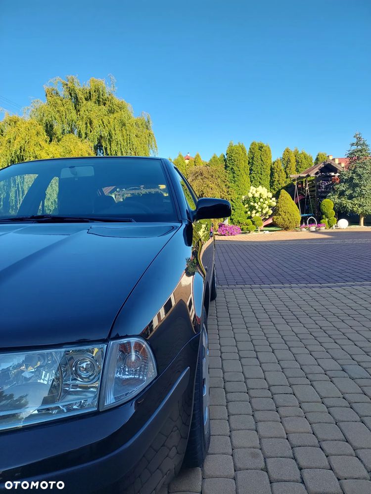 Skoda Octavia 1.6 Tour - 7