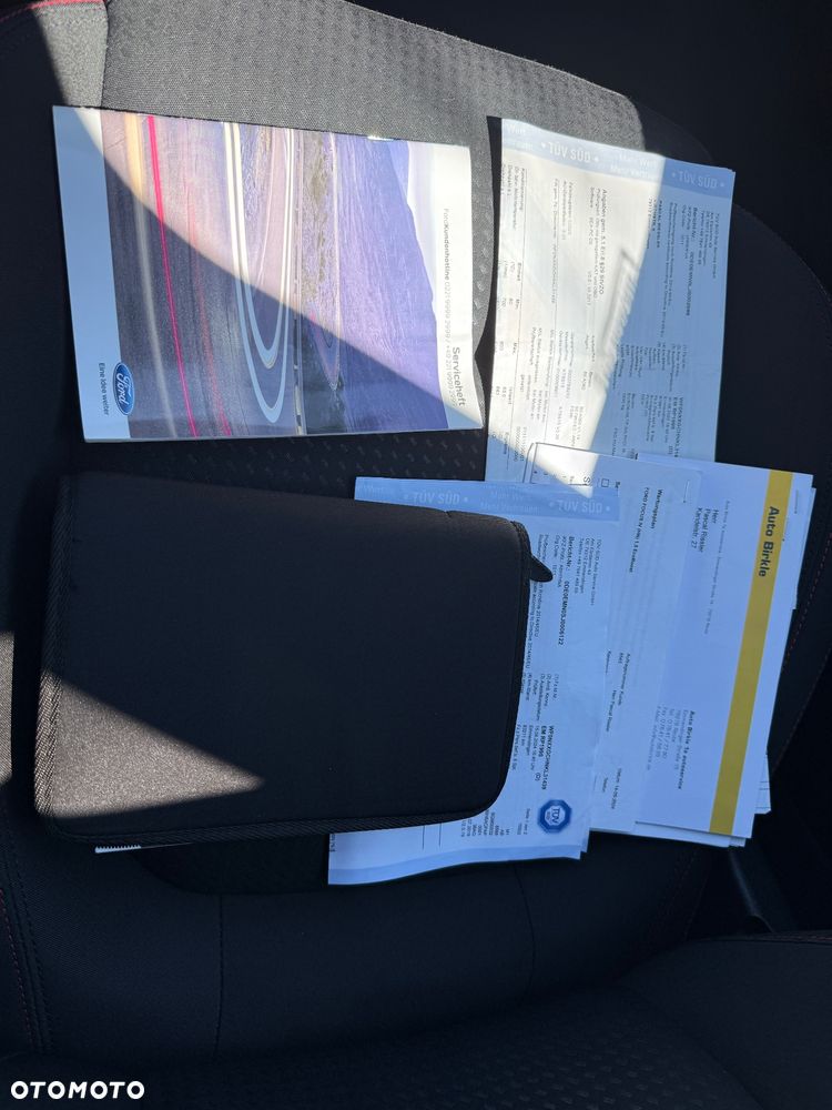 Ford Focus 1.5 EcoBoost STart-Stopp-System ST-LINE - 35