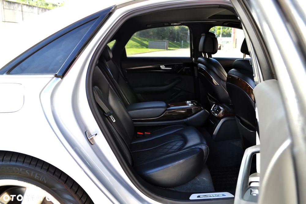 Audi A8 3.0 TDI DPF quattro tiptronic - 11