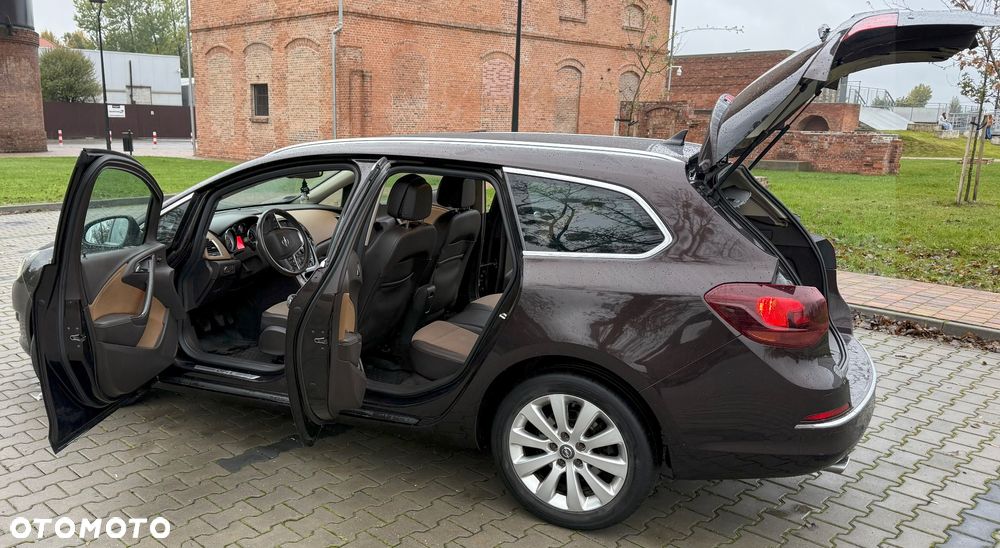 Opel Astra IV 2.0 CDTI Cosmo - 6