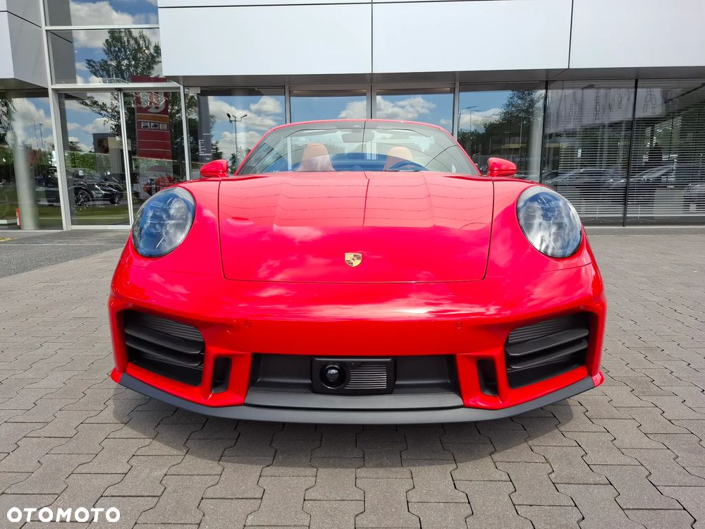 Porsche 911 Carrera 4S - 3