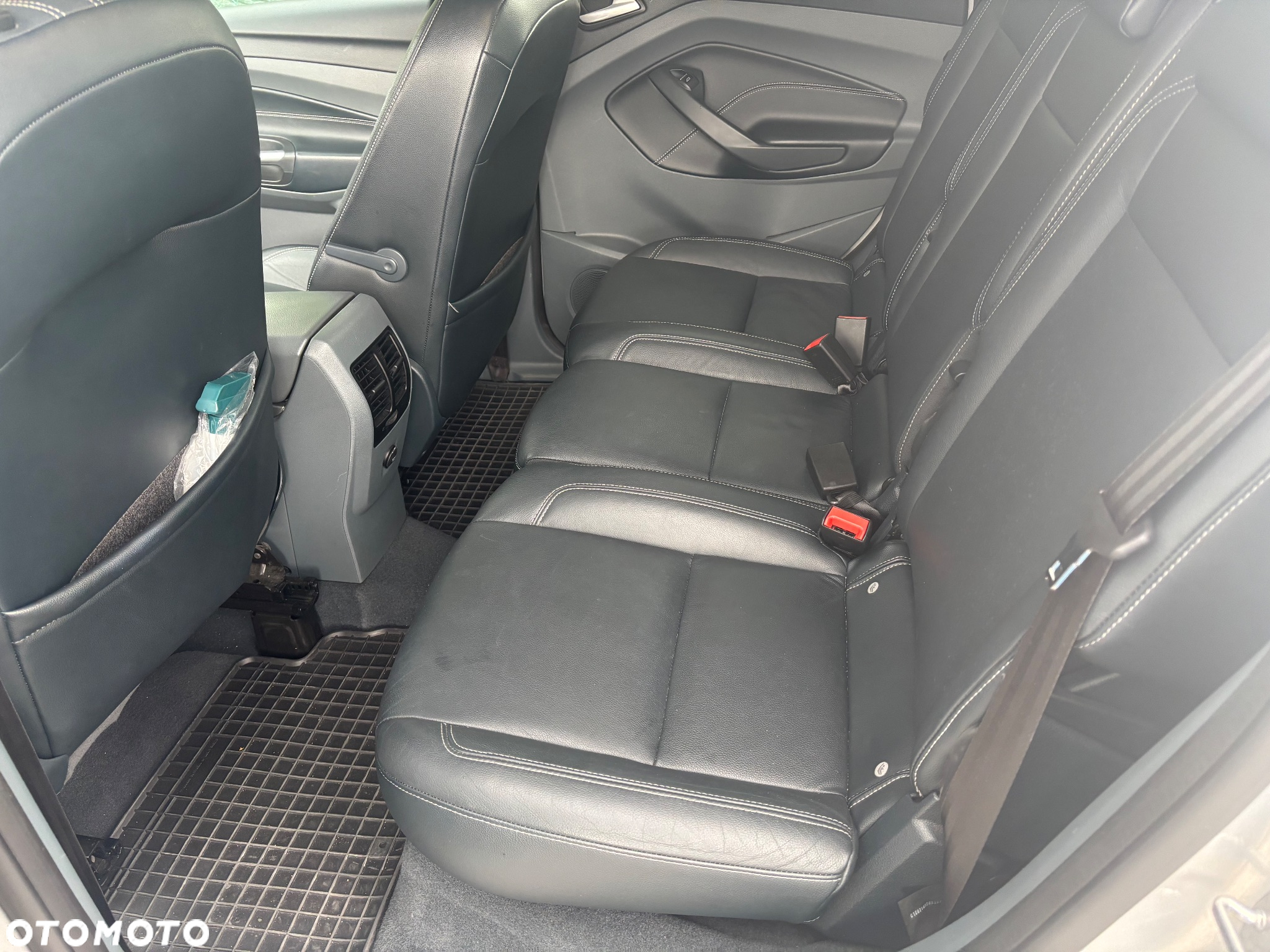 Ford C-MAX 1.6 TDCi Start-Stop-System Titanium - 8