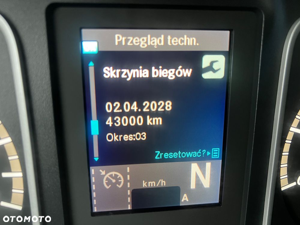 Mercedes-Benz ATEGO - 36