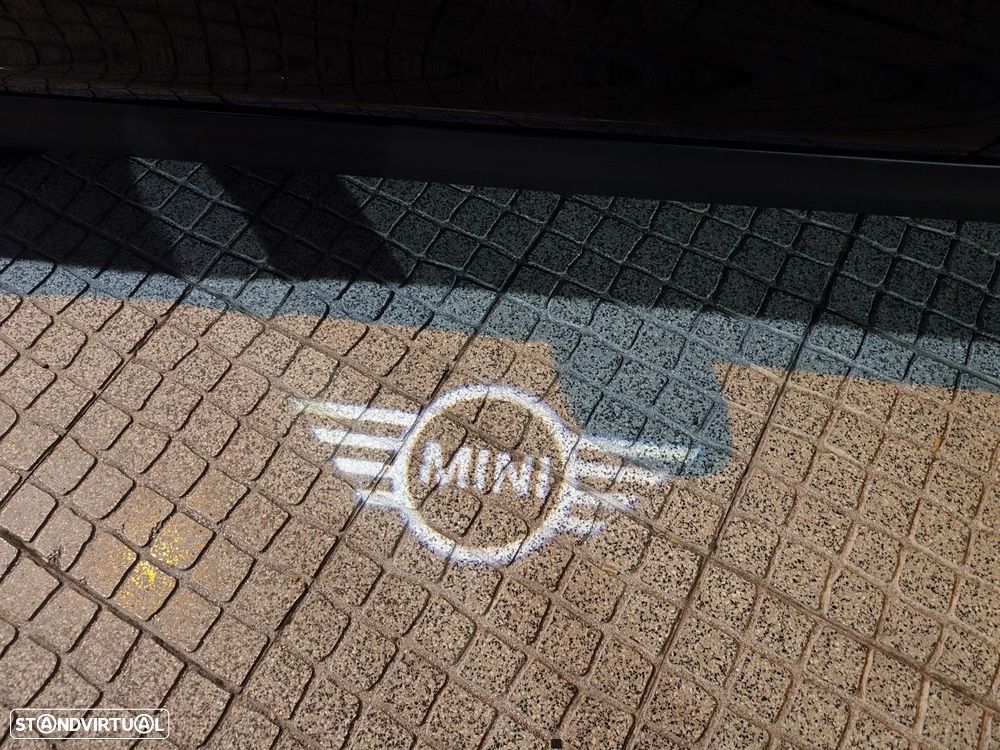 MINI 3 Portas Cooper Sport Edition Auto - 26