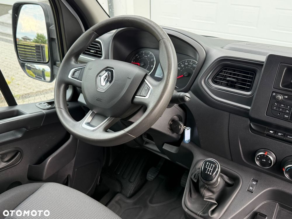 Renault Master - 25