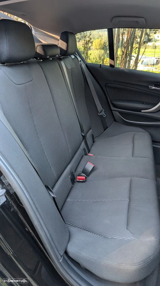 BMW 116 d EDynamics Advantage - 14