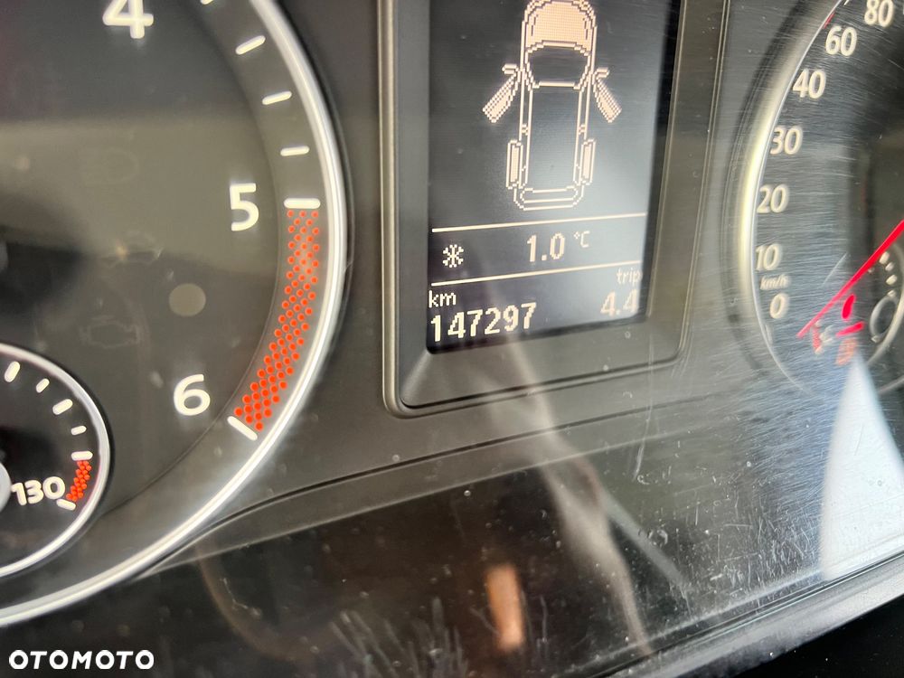 Volkswagen Caddy Maxi Highline DSG - 28