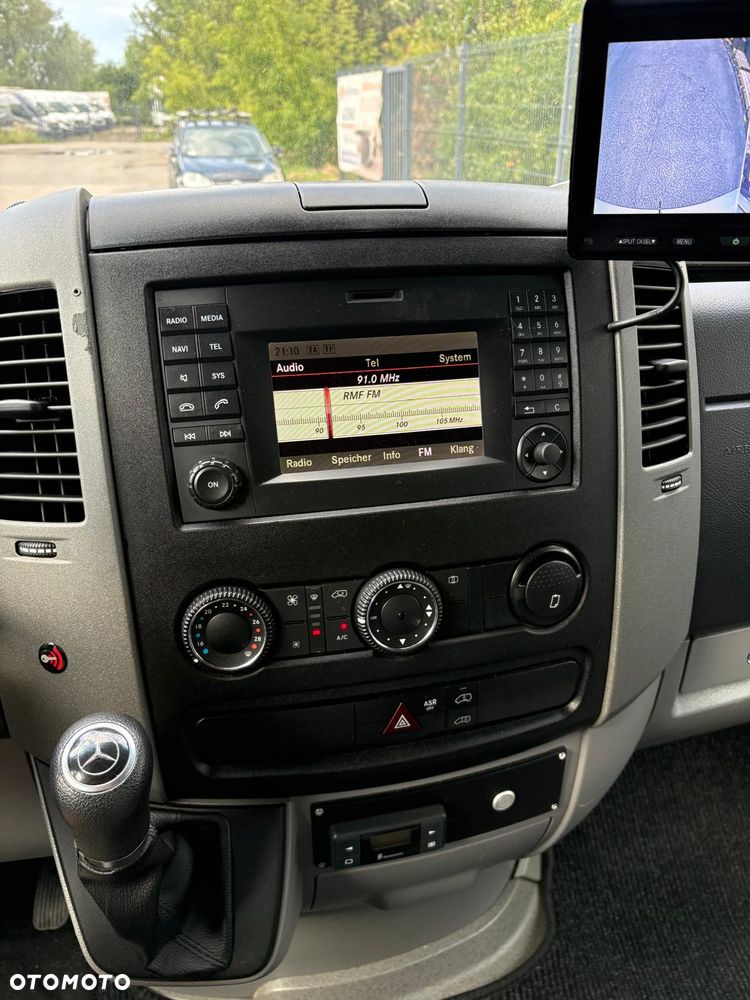 Mercedes-Benz Sprinter 314 CDI, 2.2 143KM, L2H2, Automat, Zadbany - 24
