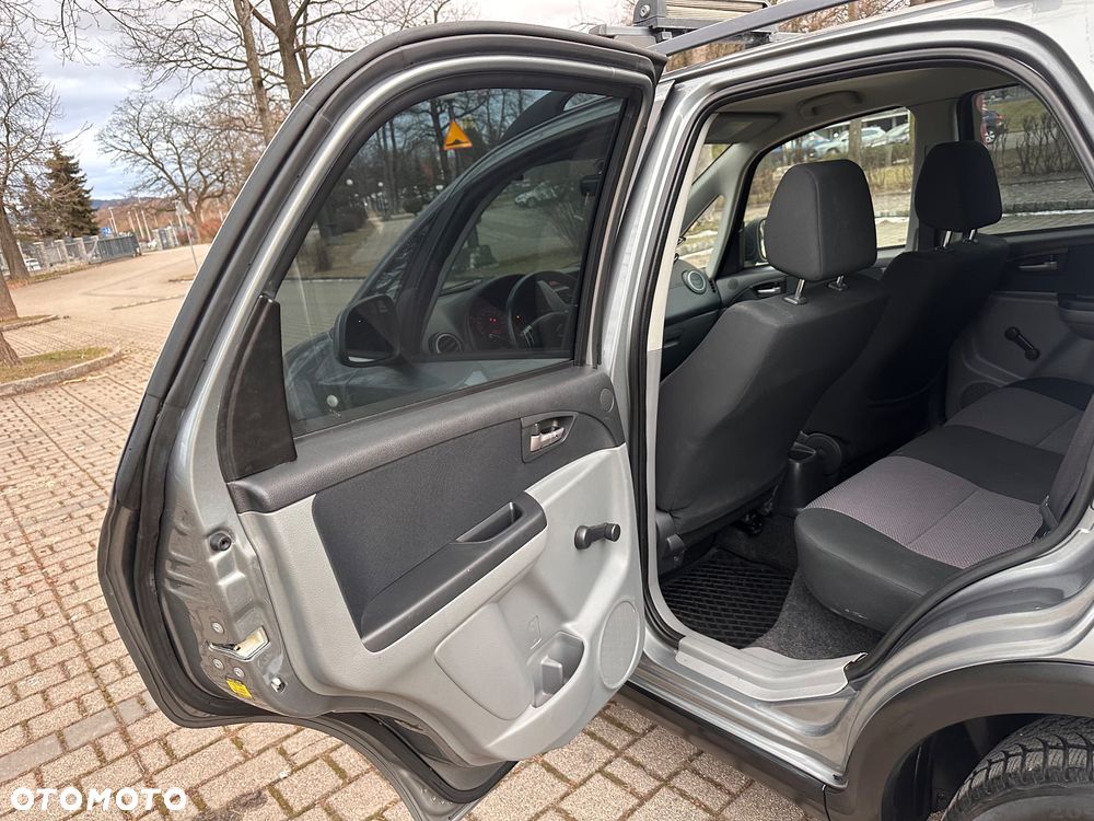 Suzuki SX4 - 21