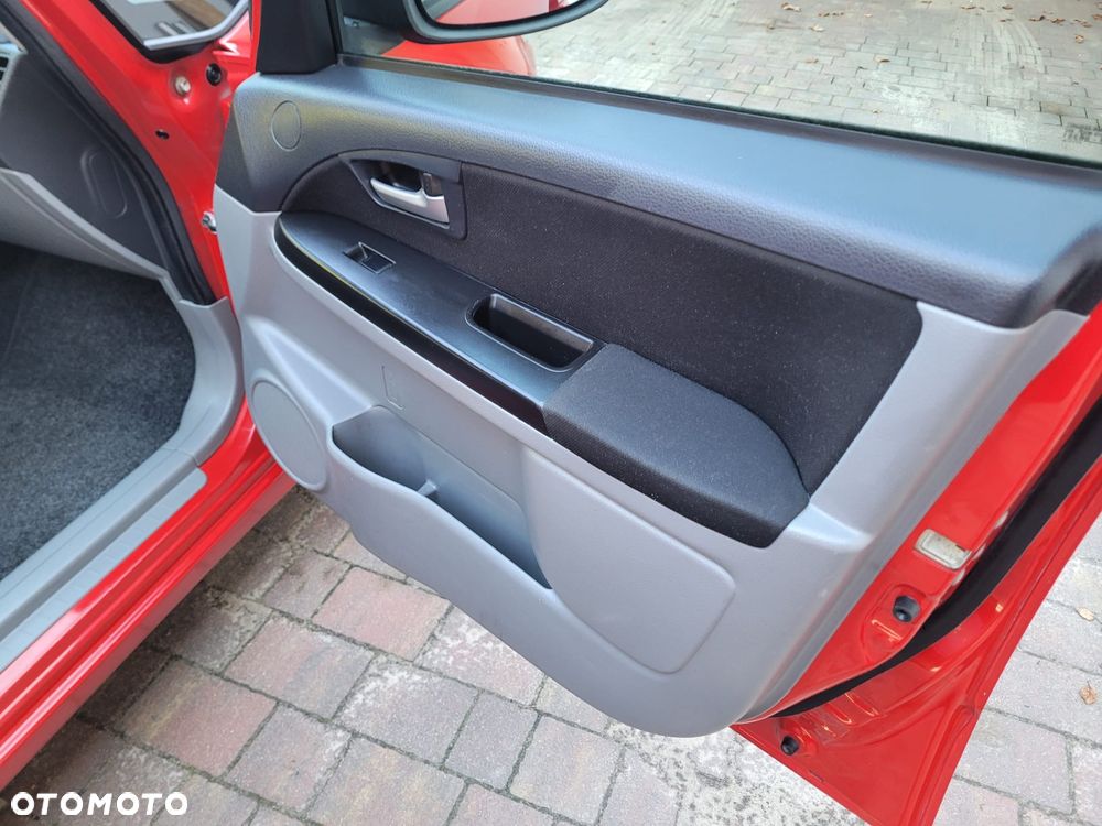 Suzuki SX4 1.6 VVT 4x2 Comfort - 25