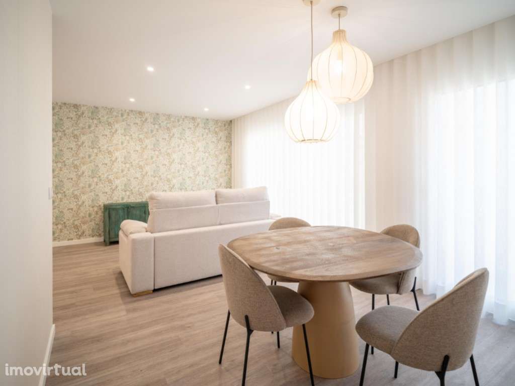 A sua casa junto ao mar: T2 mobilado e equipado no coração da vila ... - Grande imagem: 2/45