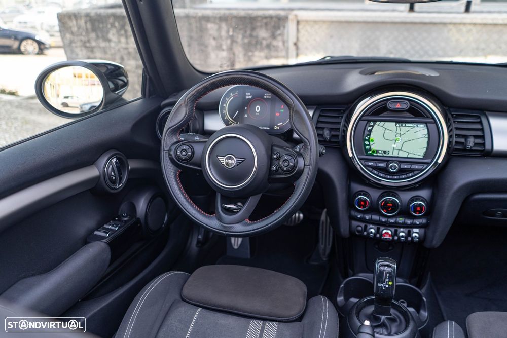 MINI Cabrio Cooper Premium Extra JCW Auto - 8