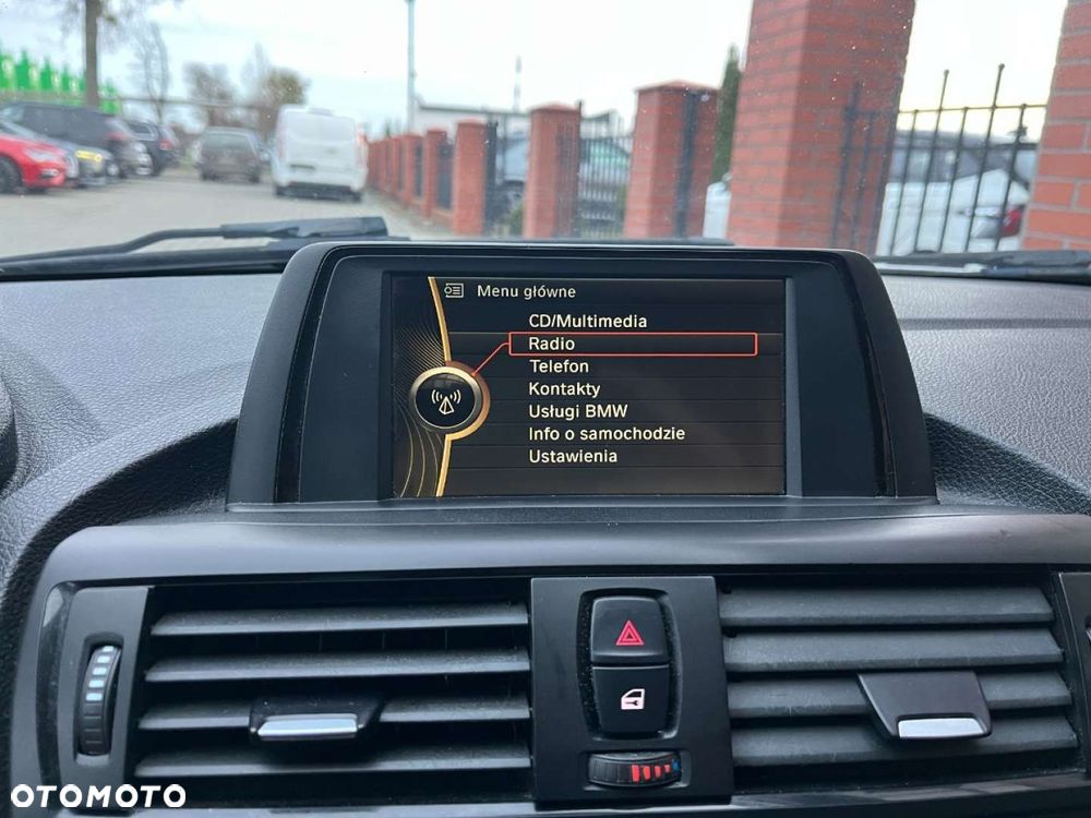 BMW Seria 1 116d Sport Line - 10