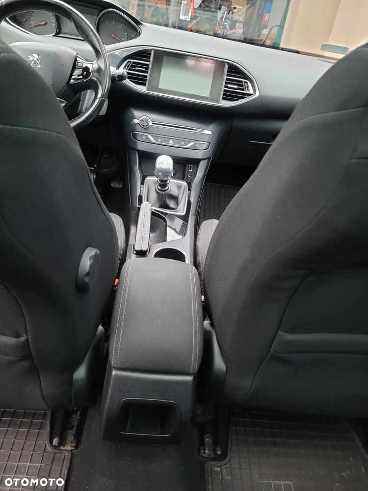 Peugeot 308 BlueHDi 120 Stop & Start Allure - 17